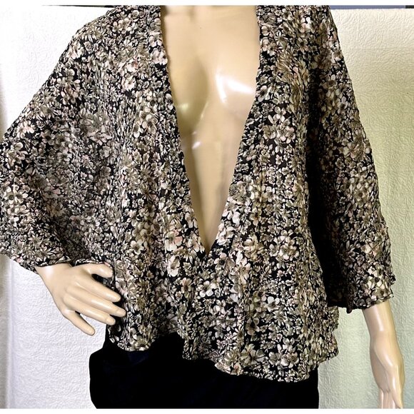 ANTHROPOLOGIE Staring At Stars Black Dark Floral Kimono Open Cardigan Boho Small - Picture 3 of 9
